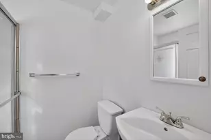4901 Tuckerman St, Riverdale, MD 20737 - Photo 11