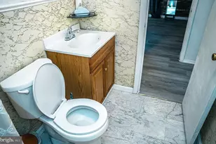 6304 Somerset Rd, Riverdale, MD 20737 - Photo 13