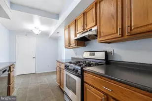 10239 Prince Pl, Upper Marlboro, MD 20774 - Photo 15