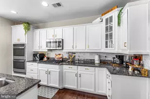 726 River Mist Dr, National Harbor, MD 20745 - Photo 13