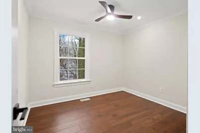 6021 Applegarth Place, Capitol Heights, MD 20743 - Photo 11