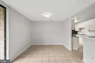 3322 Huntley Sq Dr, Temple Hills, MD 20748 - Photo 5