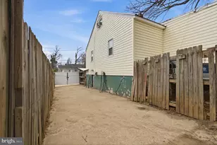 7726 Emerson Rd, Hyattsville, MD 20784 - Photo 51