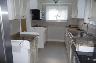 2619 Brooks Dr, Suitland, MD 20746 - Photo 7