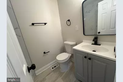 6702 Keystone Manor Drive, District Heights, MD 20747 - Photo 7