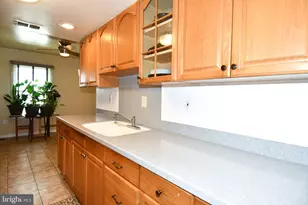 8960 Continental Pl, Landover, MD 20785 - Photo 11