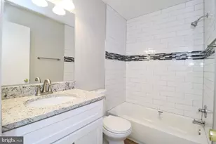 6502 Old Sandy Spring Rd, Laurel, MD 20707 - Photo 15