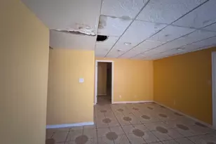 9407 Myrtle Ave, Bowie, MD 20720 - Photo 17