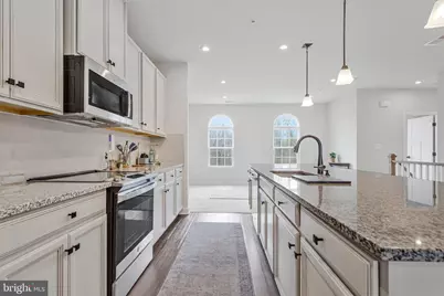 10910 Presidential Parkway, Upper Marlboro, MD 20772 - Photo 9