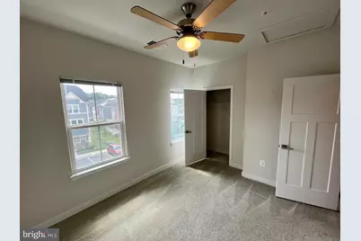 3709 Parkwood Street, Brentwood, MD 20722 - Photo 7