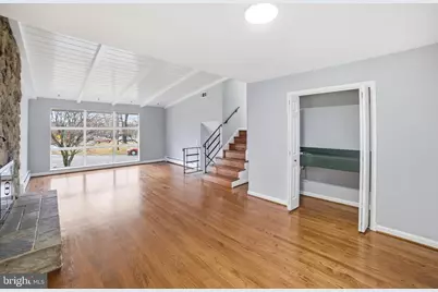 5001 Barto Avenue, Suitland, MD 20746 - Photo 17