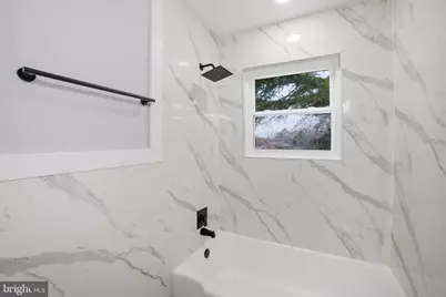 5001 Barto Avenue, Suitland, MD 20746 - Photo 23