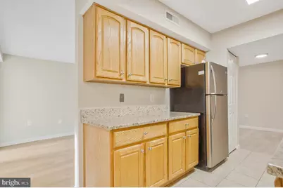 7804 Hanover Parkway #282, Greenbelt, MD 20770 - Photo 9