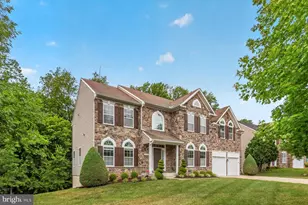 10713 Quaking Aspen Way, Clinton, MD 20735 - Photo 3