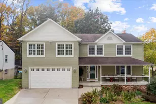 8424 Spruill Dr, Bowie, MD 20720 - Photo 33