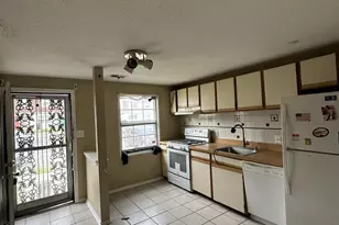 1931 Dutch Village Dr, Landover, MD 20785 - Photo 5