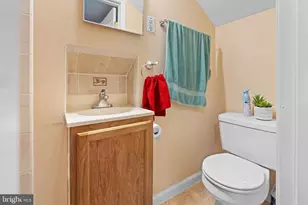 1709 Langley Way, Hyattsville, MD 20783 - Photo 15