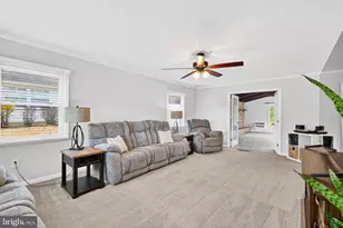 12402 Stafford Ln, Bowie, MD 20715 - Photo 5