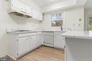 12505 Cedarbrook Ln, Laurel, MD 20708 - Photo 15