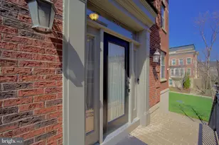 712 Sentry Square, Oxon Hill, MD 20745 - Photo 3