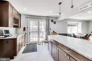 12607 Kernwood Ln, Bowie, MD 20715 - Photo 9