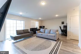 9722 Glassy Creek Way, Upper Marlboro, MD 20772 - Photo 23