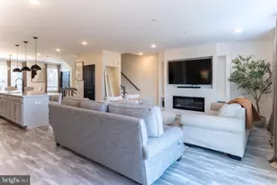 9722 Glassy Creek Way, Upper Marlboro, MD 20772 - Photo 5