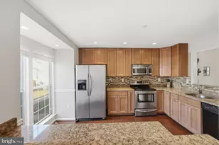 10442 Spencer Ct, Bowie, MD 20721 - Photo 5