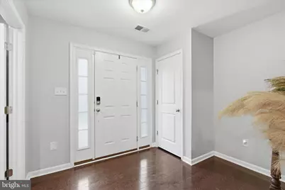 9511 Smithview Place, Lanham, MD 20706 - Photo 3