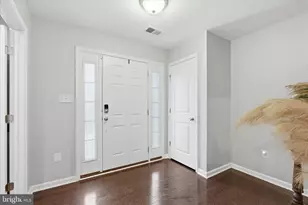 9511 Smithview Pl, Lanham, MD 20706 - Photo 3