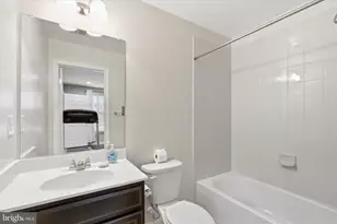 9511 Smithview Pl, Lanham, MD 20706 - Photo 7