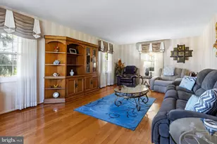 12402 Stretton Ln, Bowie, MD 20715 - Photo 7