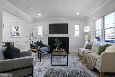 6909 Gateway Boulevard, District Heights, MD 20747 - Photo 5