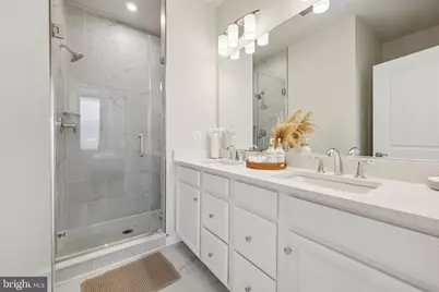 5601 Hyattsville Drive, Hyattsville, MD 20782 - Photo 39