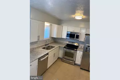 2423 W Rosecroft Village Circle, Oxon Hill, MD 20745 - Photo 13