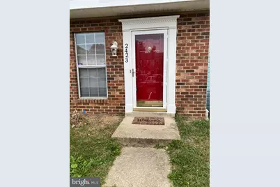 2423 W Rosecroft Village Circle, Oxon Hill, MD 20745 - Photo 1