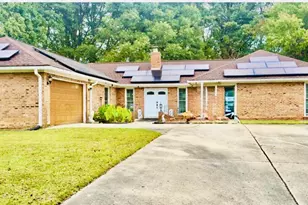 6810 Robinia Rd, Temple Hills, MD 20748 - Photo 1