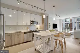 145 Riverhaven Dr, Oxon Hill, MD 20745 - Photo 1