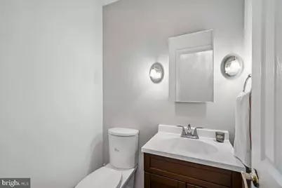 8010 Craddock Road, Greenbelt, MD 20770 - Photo 15