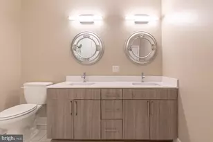 145 Riverhaven Dr, Oxon Hill, MD 20745 - Photo 9