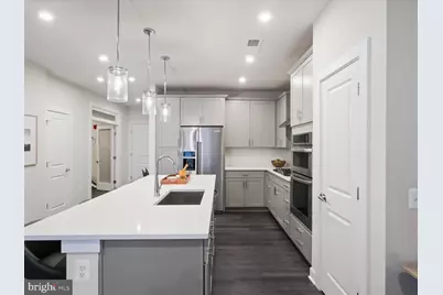 106 Saint Ives Place #104, Oxon Hill, MD 20745 - Photo 5