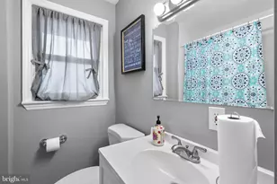 3906 70th Ave, Hyattsville, MD 20784 - Photo 13