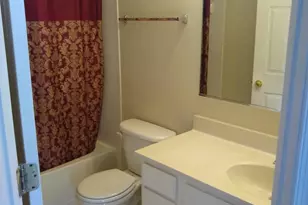 12902 Woods View St, Upper Marlboro, MD 20772 - Photo 13