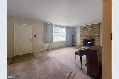 6404 Summerhill Road, Temple Hills, MD 20748 - Photo 3