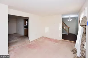 8726 Fulton Ave, Lanham, MD 20706 - Photo 17