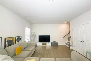 10849 Foxtrot Cir, Upper Marlboro, MD 20772 - Photo 7