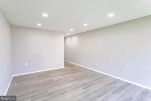 8467 Greenbelt Rd, Greenbelt, MD 20770 - Photo 7