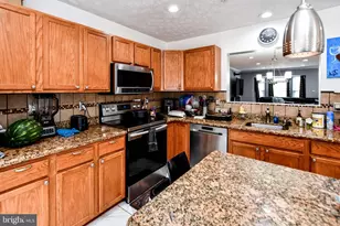 16413 Elkhorn Ln, Bowie, MD 20716 - Photo 19