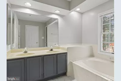 9423 Rosmarin Way, Laurel, MD 20708 - Photo 23