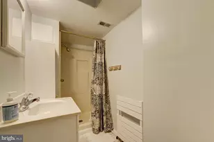 4410 Sheridan St, University Park, MD 20782 - Photo 21